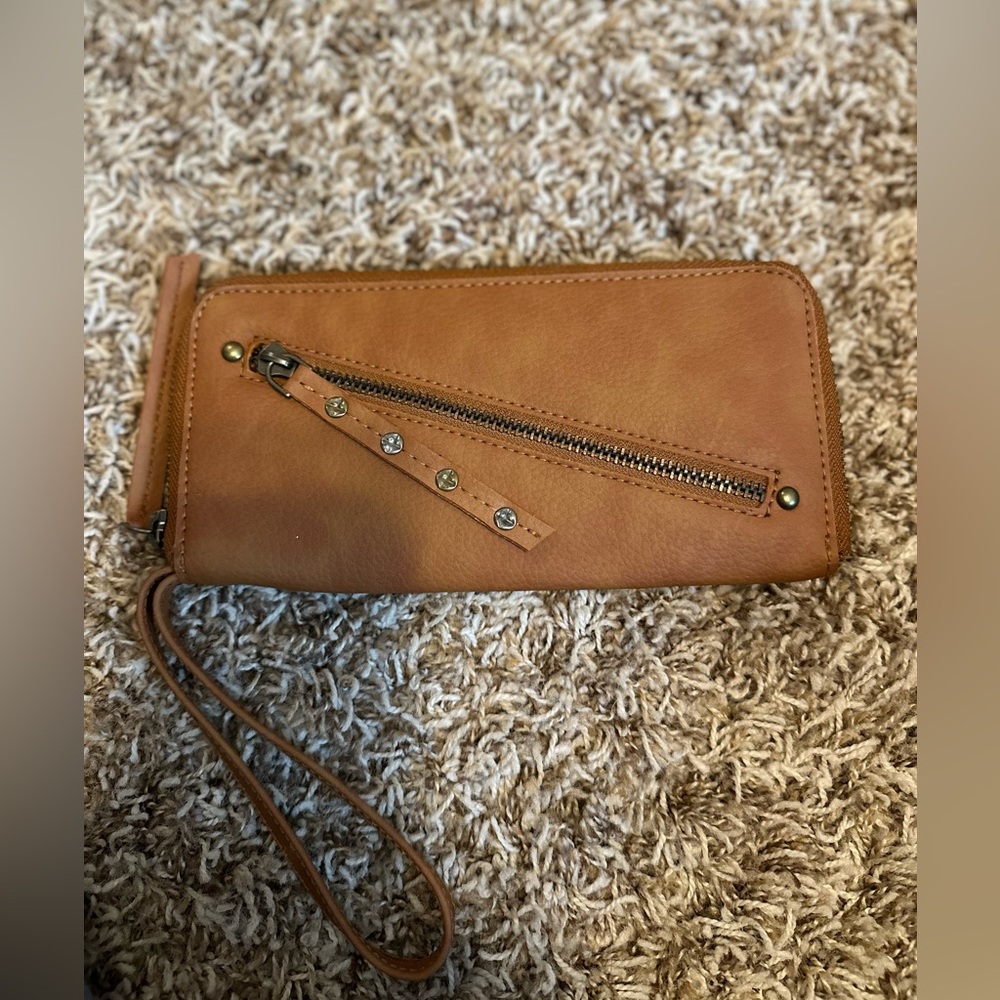 Free people Distressed Vegan Wallet- NEW